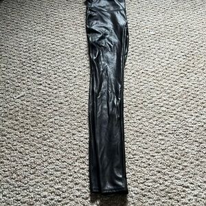 FLASH SALE- Spanx fake black leather leggings size M EUC